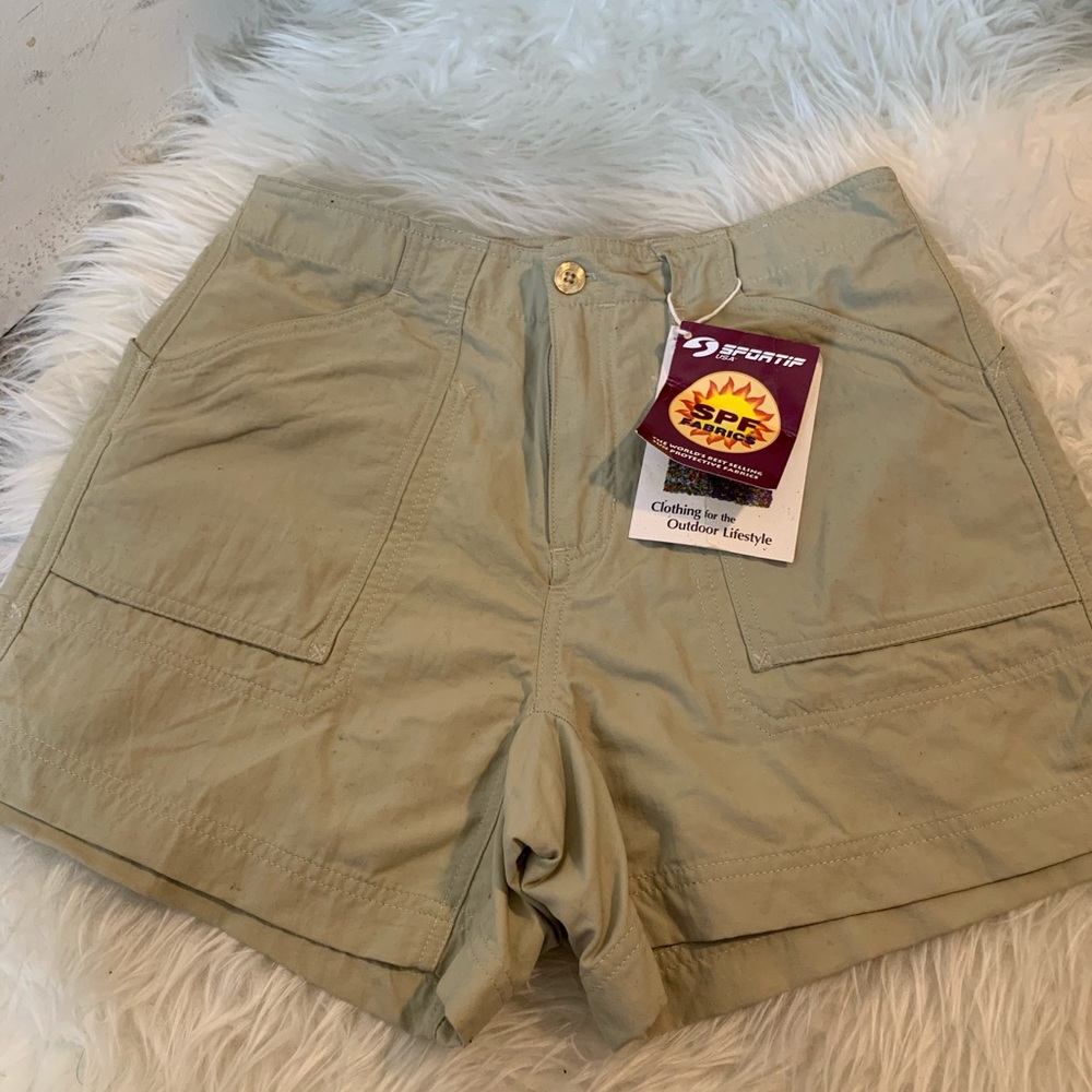 Sportif Scout Birch color short. Size 6 never worn